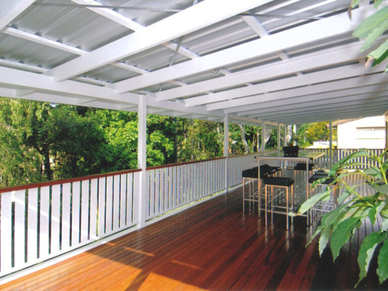 new elevated timber deck on Queenslander
