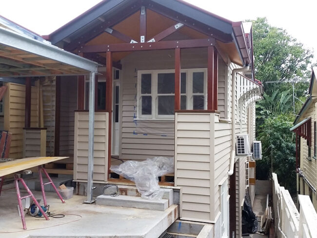 House Build Covered Entryway